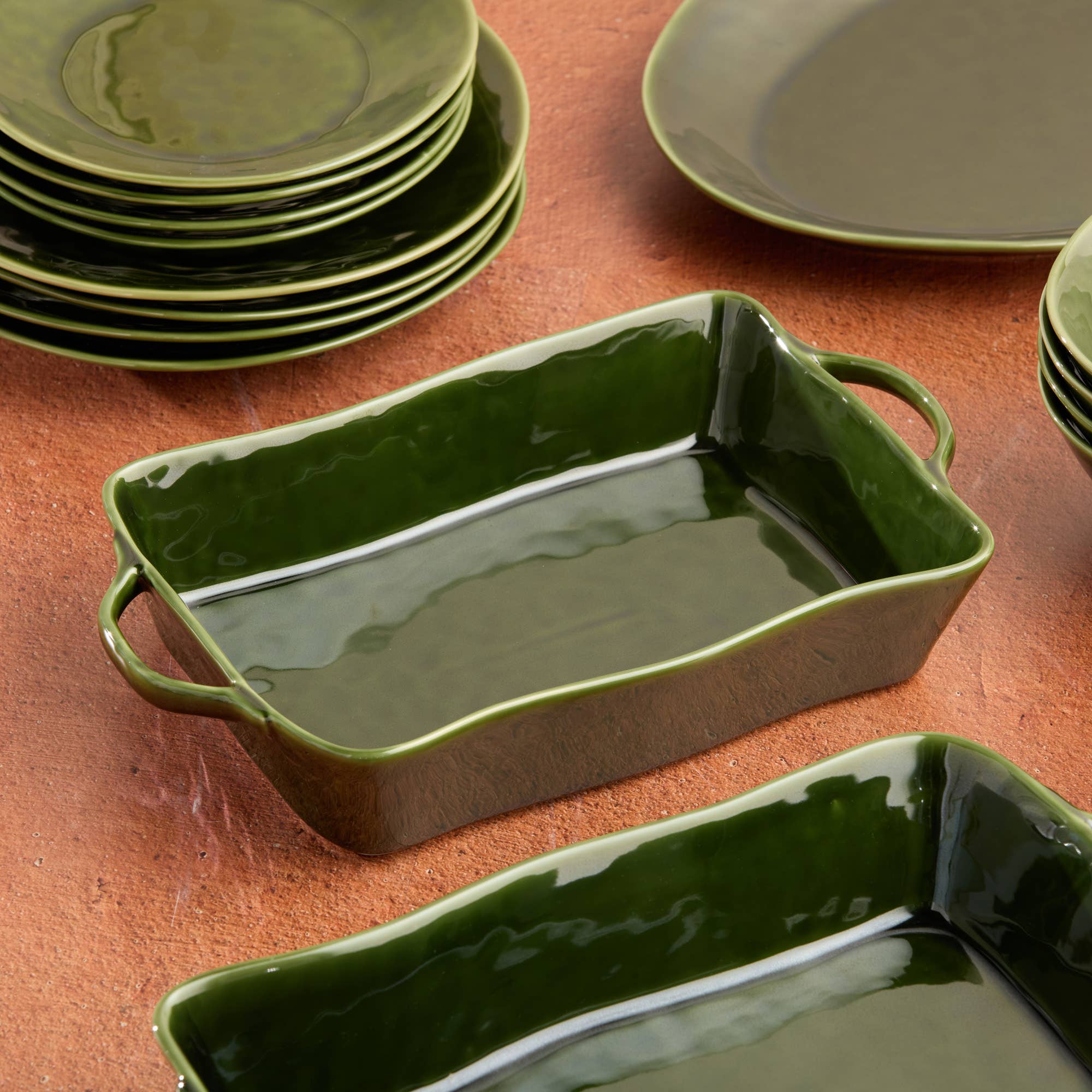 Verde Medium Rectangular Baker