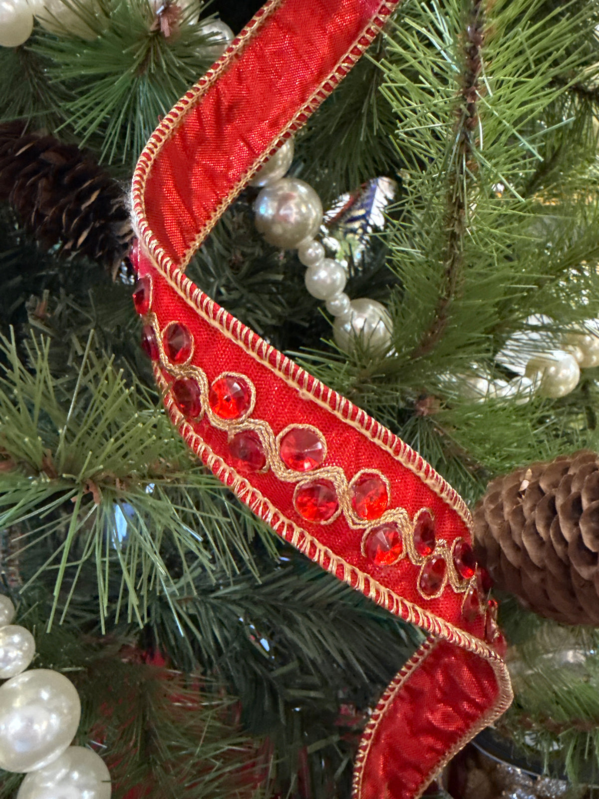 Jeweled Trim Metallic Dupion Red 1" - 5 yards